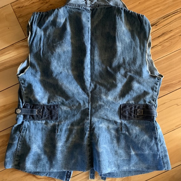 Denim vest - Picture 2 of 4